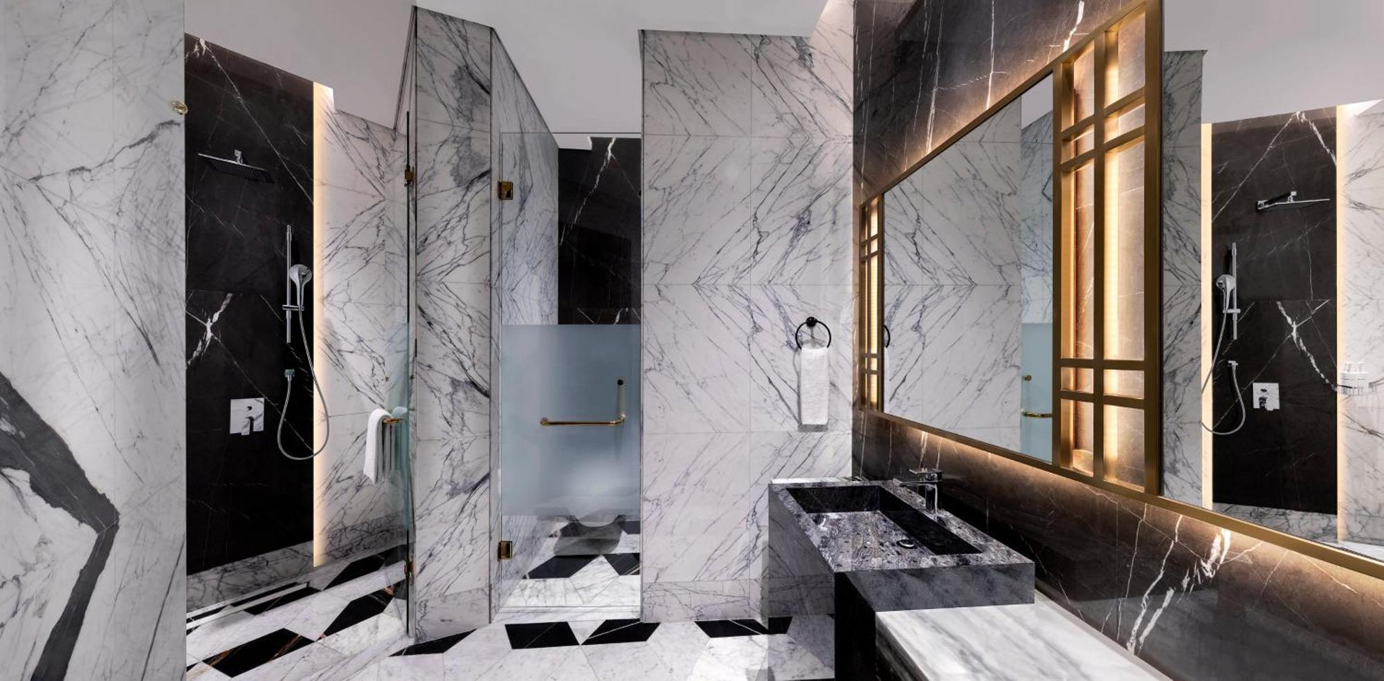 Velero Hotel Doha Lusail Exteriér fotografie Bathroom