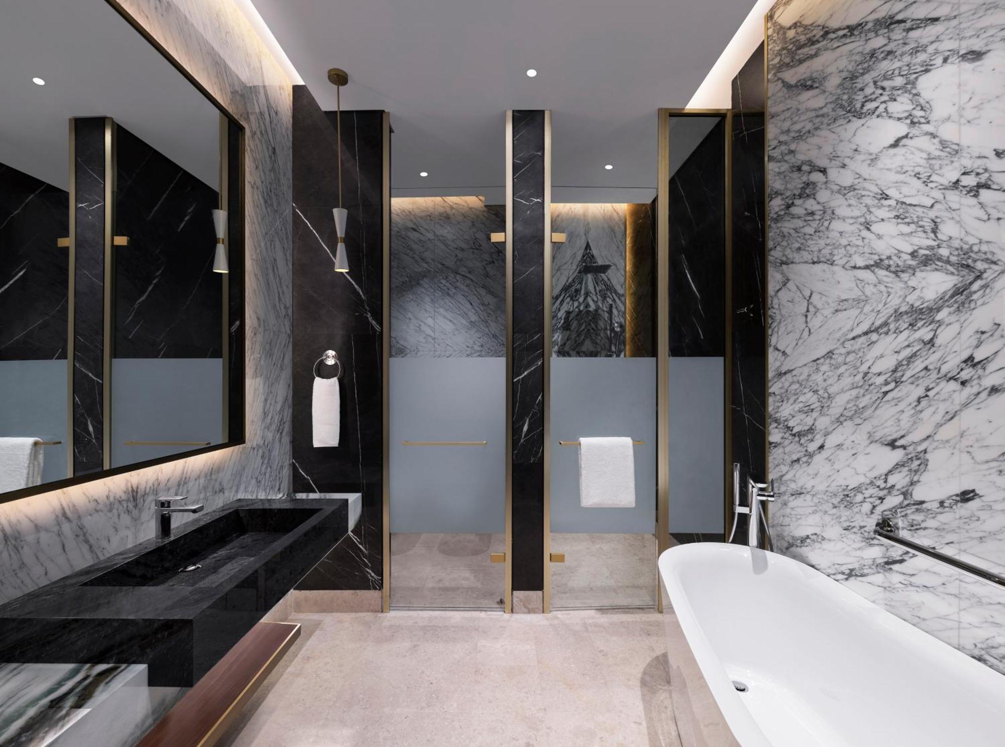 Velero Hotel Doha Lusail Exteriér fotografie Bathroom