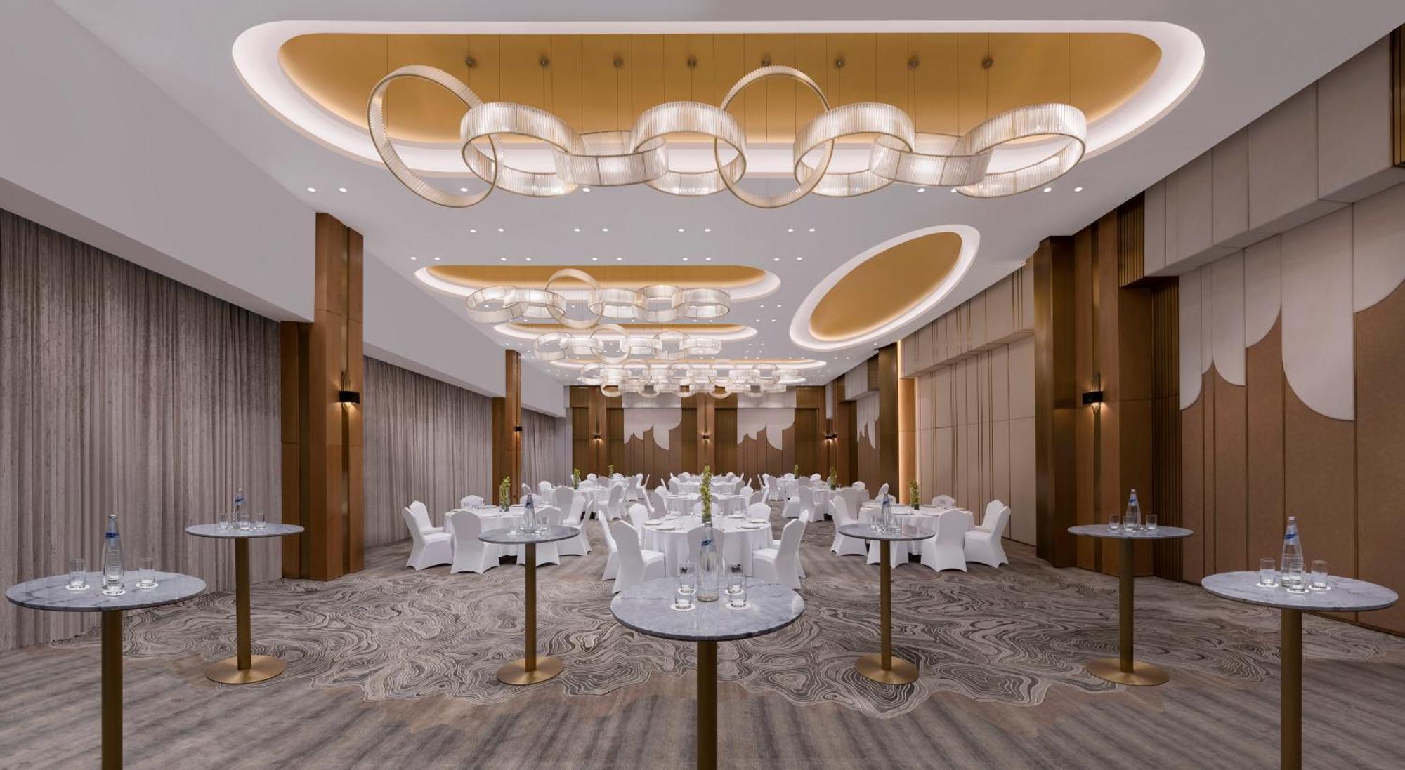 Velero Hotel Doha Lusail Exteriér fotografie The ballroom