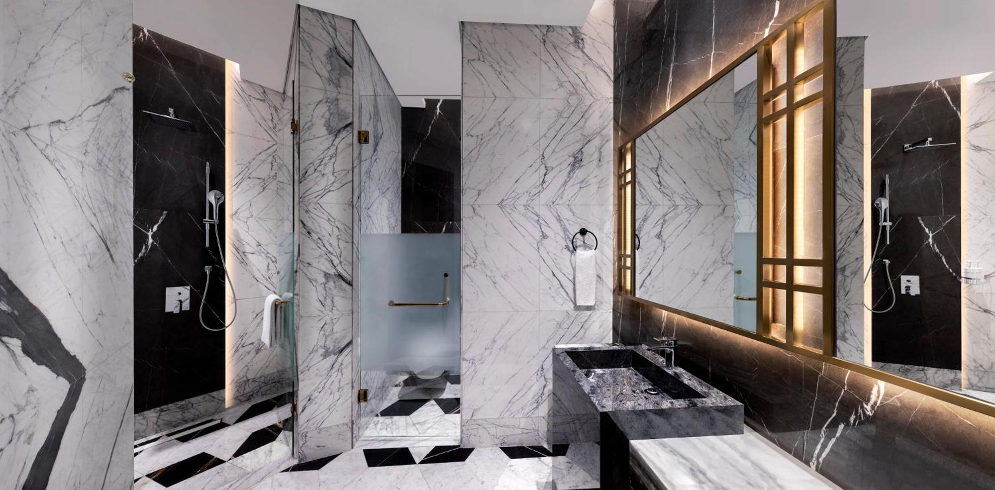 Velero Hotel Doha Lusail Exteriér fotografie Bathroom